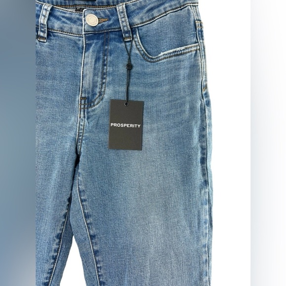 NWT Prosperity Medium Wash Tapered Leg Jeans 27 - Picture 3 of 5